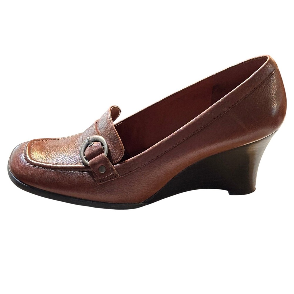 Michelle D Womens Brown Leather Buckle Loafer Wedge Pumps Size 9M Made in Brazil